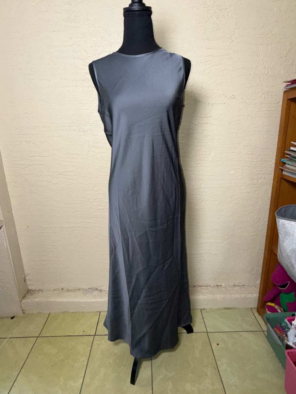 Quince Nwt Silk Midi Dress Old Money Quiet Luxury Clean Girl Capsule Chic-Med - Picture 2 of 10